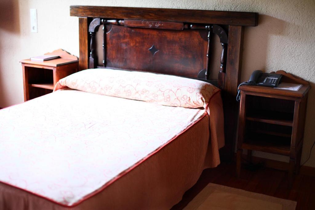 Hotel Monumento Pazo Do Castro オ・バルコ・デ・バルデオーラス エクステリア 写真