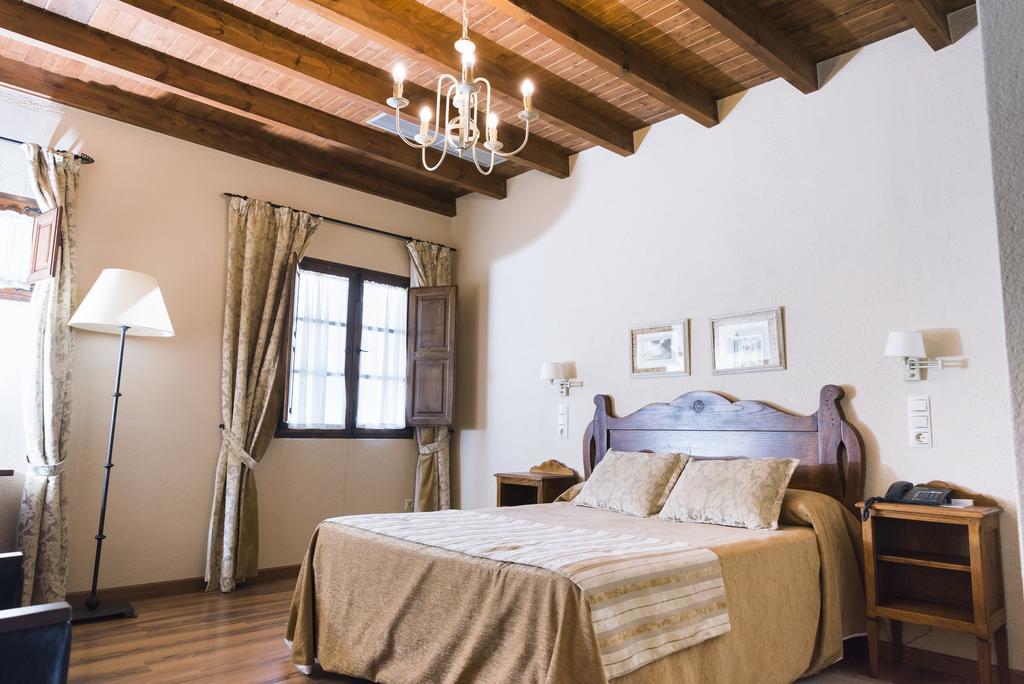 Hotel Monumento Pazo Do Castro オ・バルコ・デ・バルデオーラス エクステリア 写真