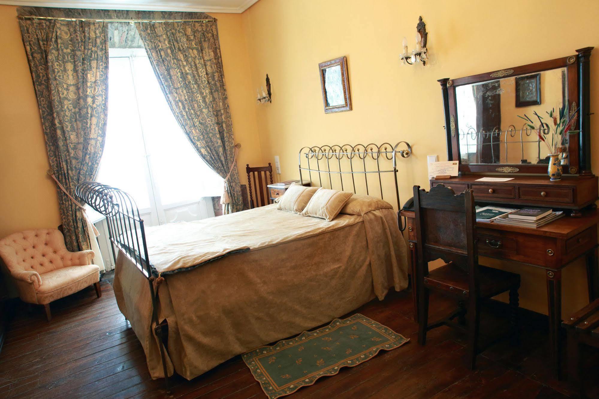 Hotel Monumento Pazo Do Castro オ・バルコ・デ・バルデオーラス エクステリア 写真